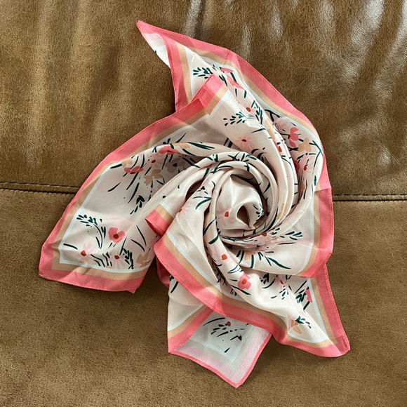 kate spade Accessories - NWT Kate Spade Spring Garden Silk Bandana